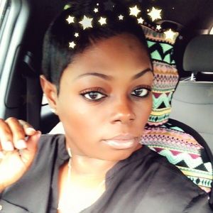 Meet your Posher, April